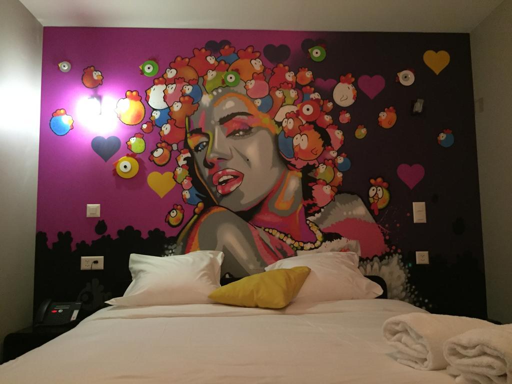 9Hotel Paquis Geneva Luaran gambar