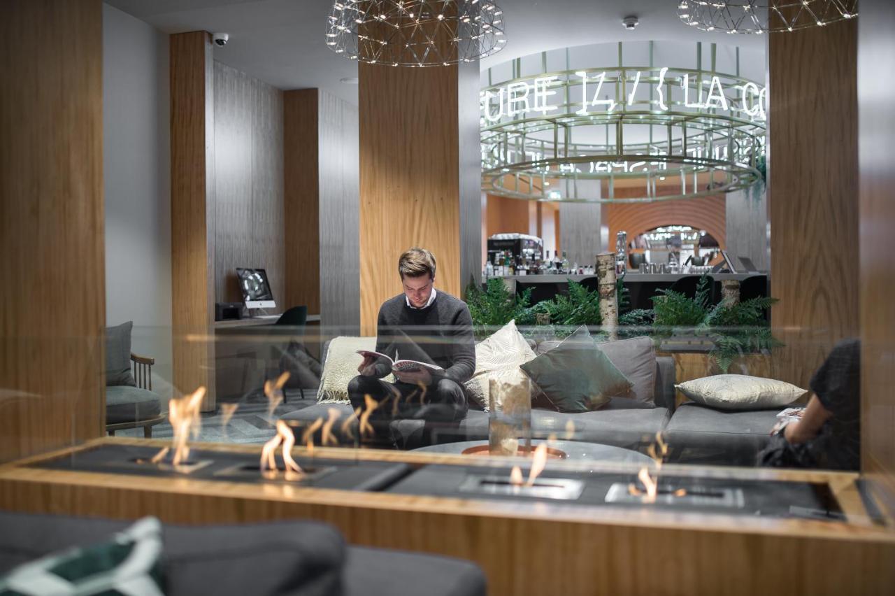 9Hotel Paquis Geneva Luaran gambar