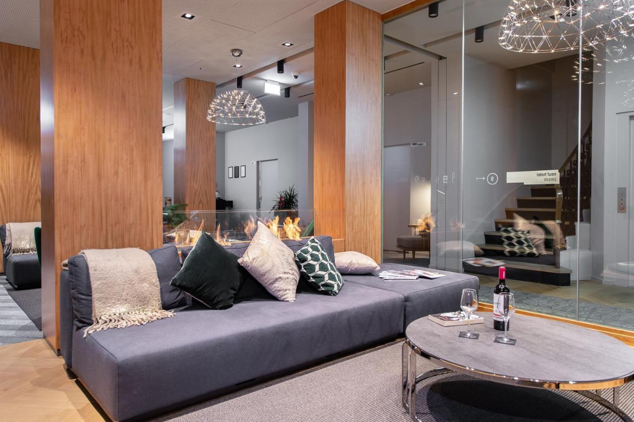 9Hotel Paquis Geneva Luaran gambar